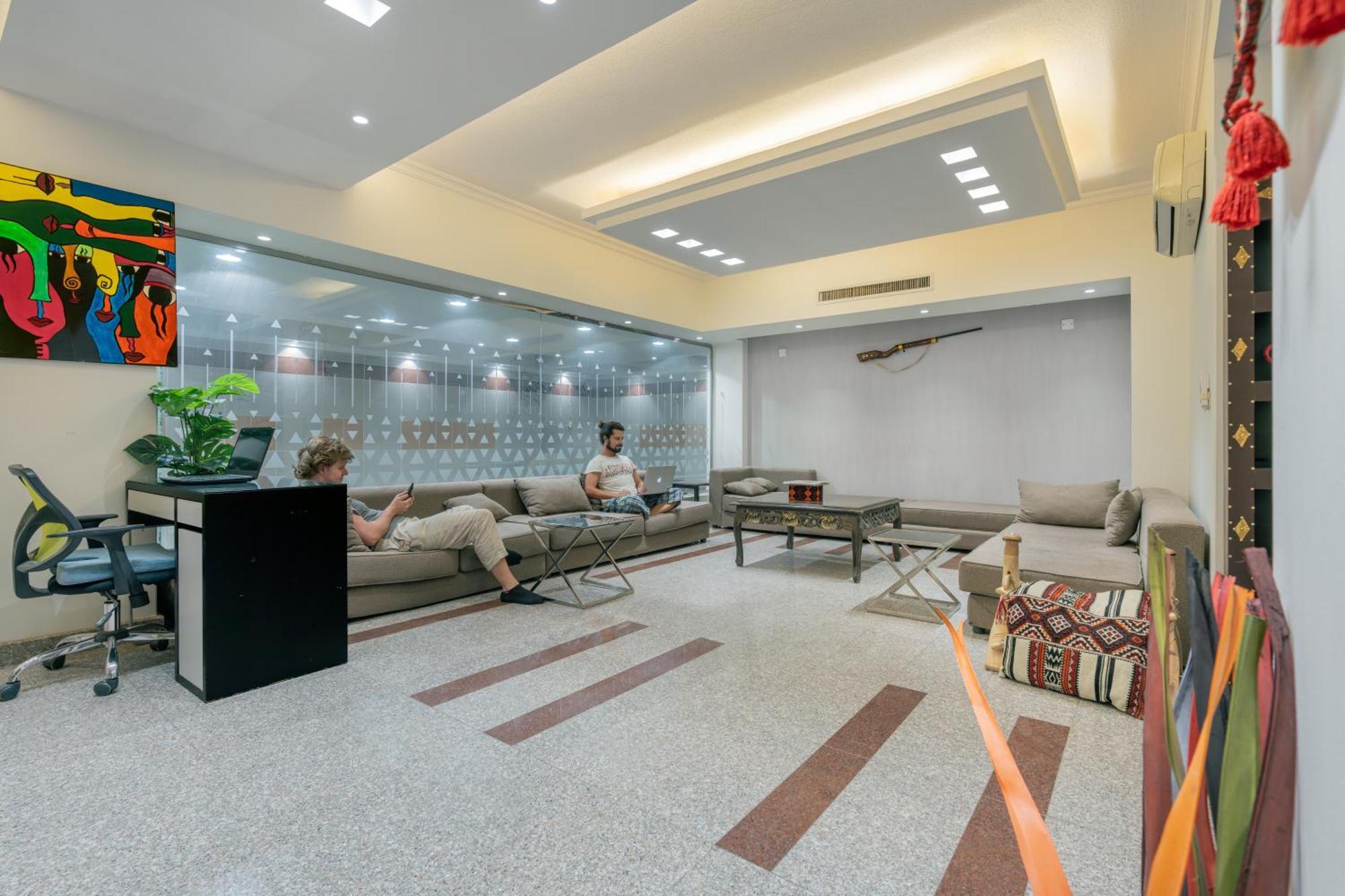Sands Hostel *